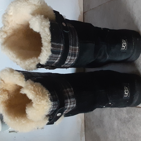 UGG  boots  size  6 women - Picture 3 of 5